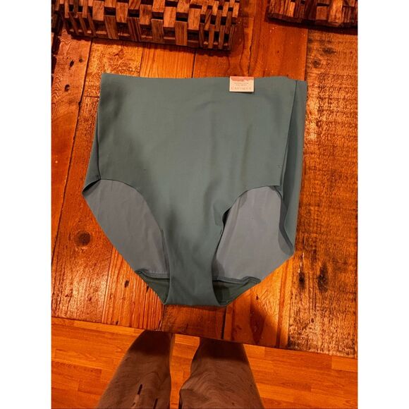 Cacique Full Brief Invisible Edge 14/16 Blue/Teal NWT - Picture 2 of 5